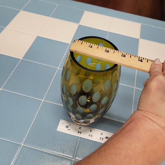 Modern vase - Picture 6 of 7